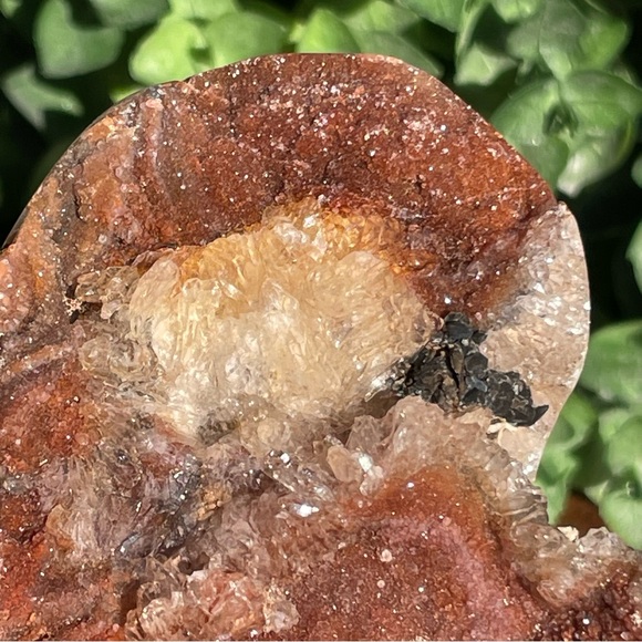 Druzy Chalcedony Crystal Heart - Picture 11 of 14